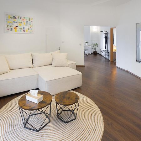 Ruhrapartments #Naehe A40 #Zentral #Fastwifi #Perfekt Fuer Familien Und Geschaeftsreisen Bochum Exteriér fotografie